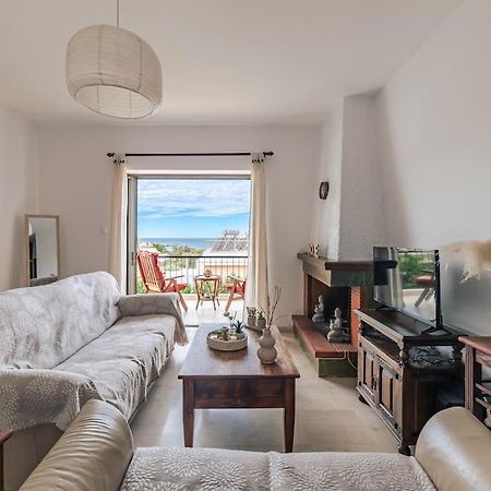 Seaside Escape Apartment Saronida Экстерьер фото